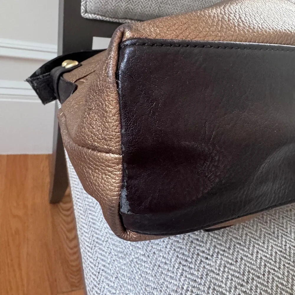 Tignanello Bronze Gold Metallic Pebbled‎ Leather shoulder Bag Y2K Hobo Purse